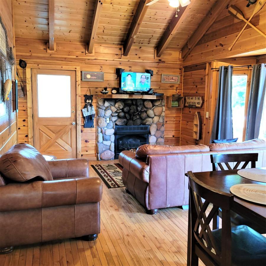 פיג'ן פורג' Skinny Dippin'-River Front- Free Tickets-Dog Friendly-Sleeps 6 מראה חיצוני תמונה